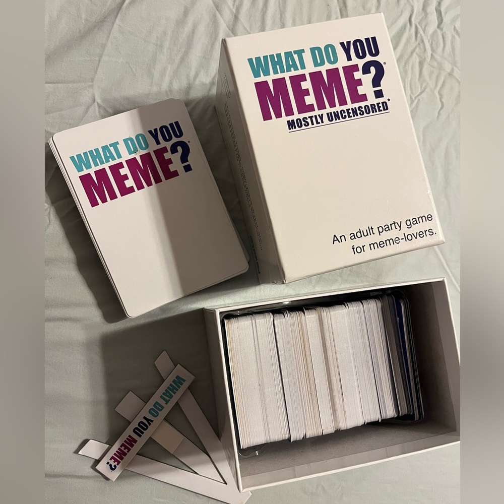 What do you meme? Card Game